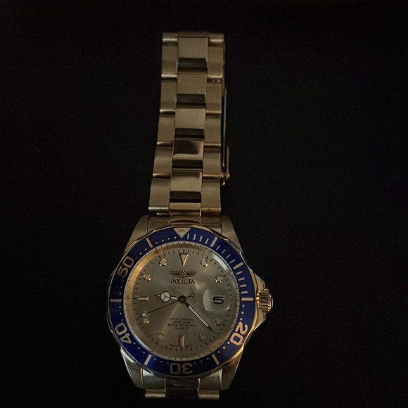 Invicta 10K Gold Plated Pro Diver’s Watch - Picture 2 of 6